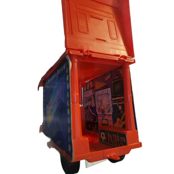 Vintage 1983 Ideal CBS Toys Alvin and the Chipmunks On Tour Van Playset - Picture 3 of 11